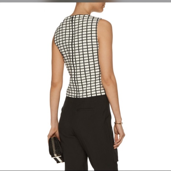 Alice + Olivia Eryn Jaquard GridTop - Picture 5 of 6